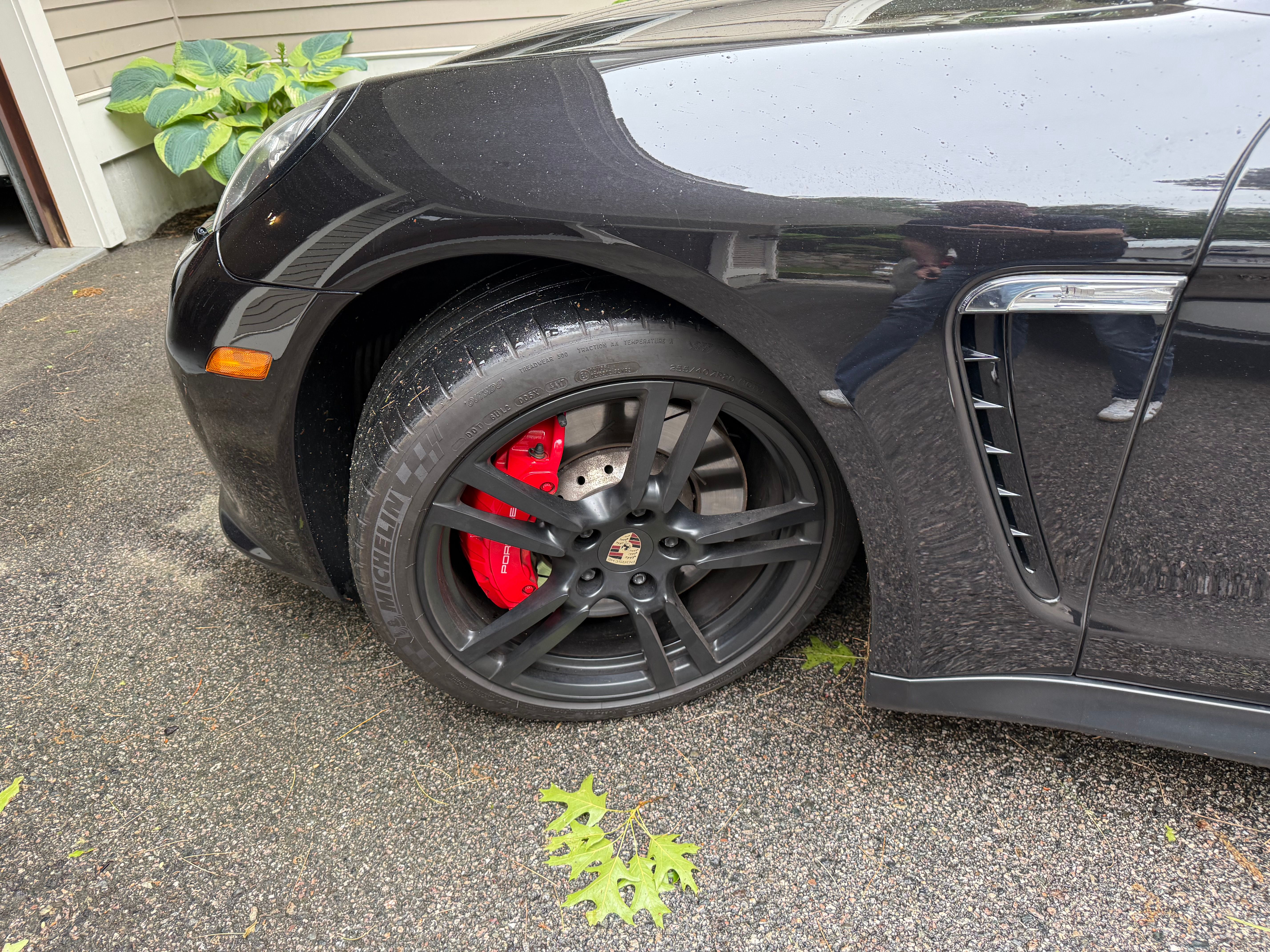 Used 2013 Porsche Panamera GTS AWD/4WD image 2
