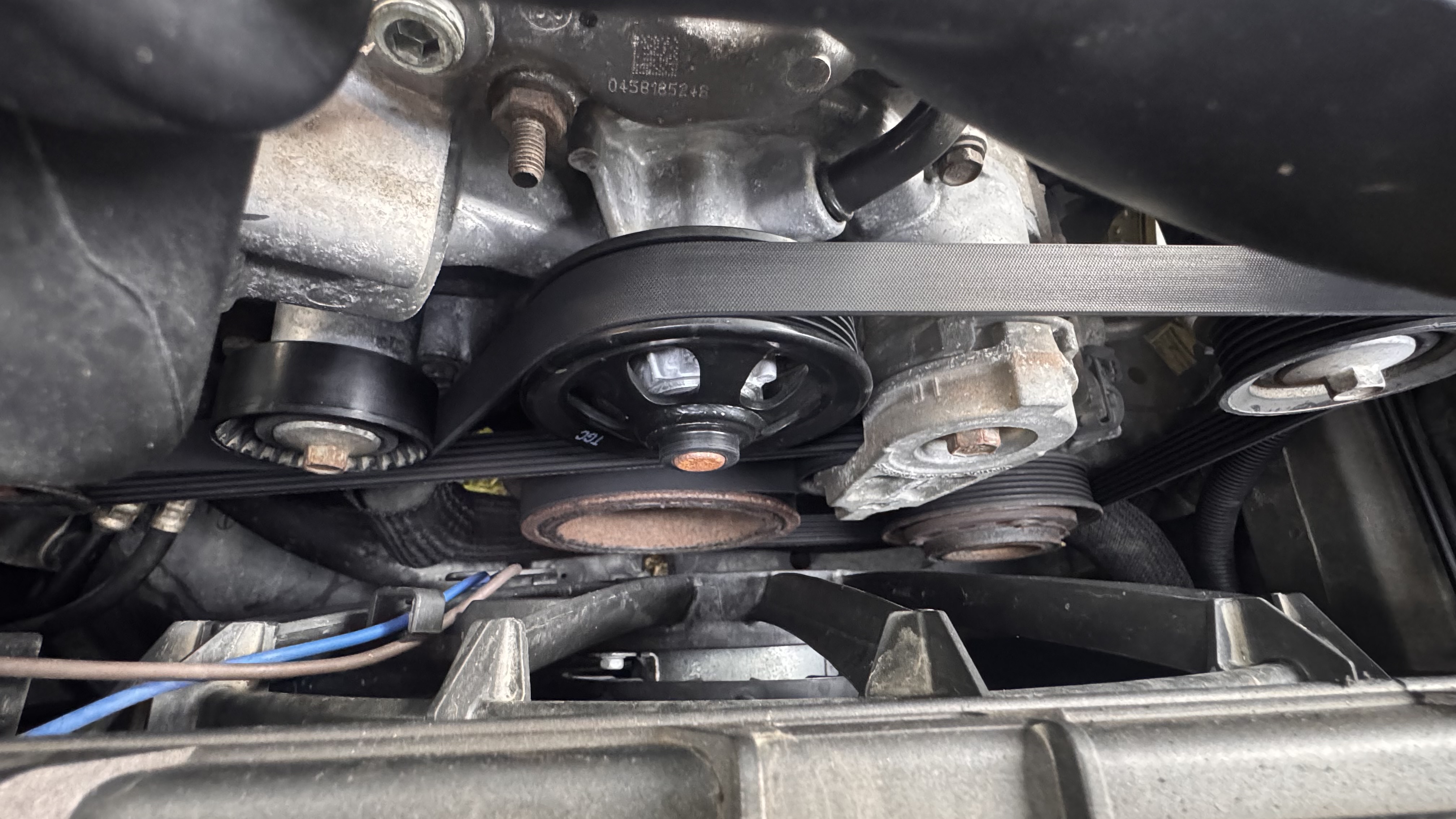 Used 2013 Dodge Challenger R/T Plus RWD image 5
