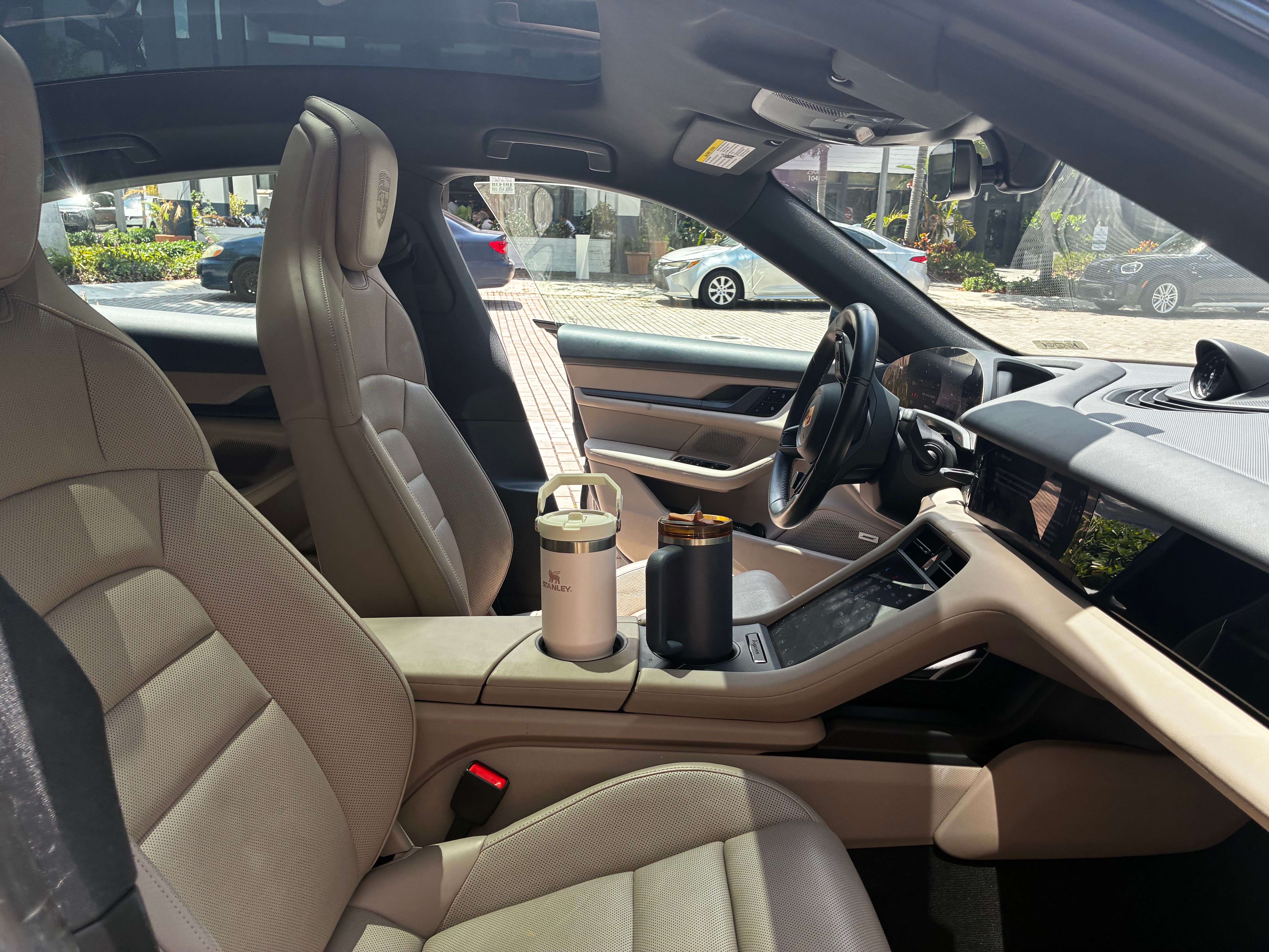 Used 2021 Porsche Taycan 4S AWD/4WD image 4