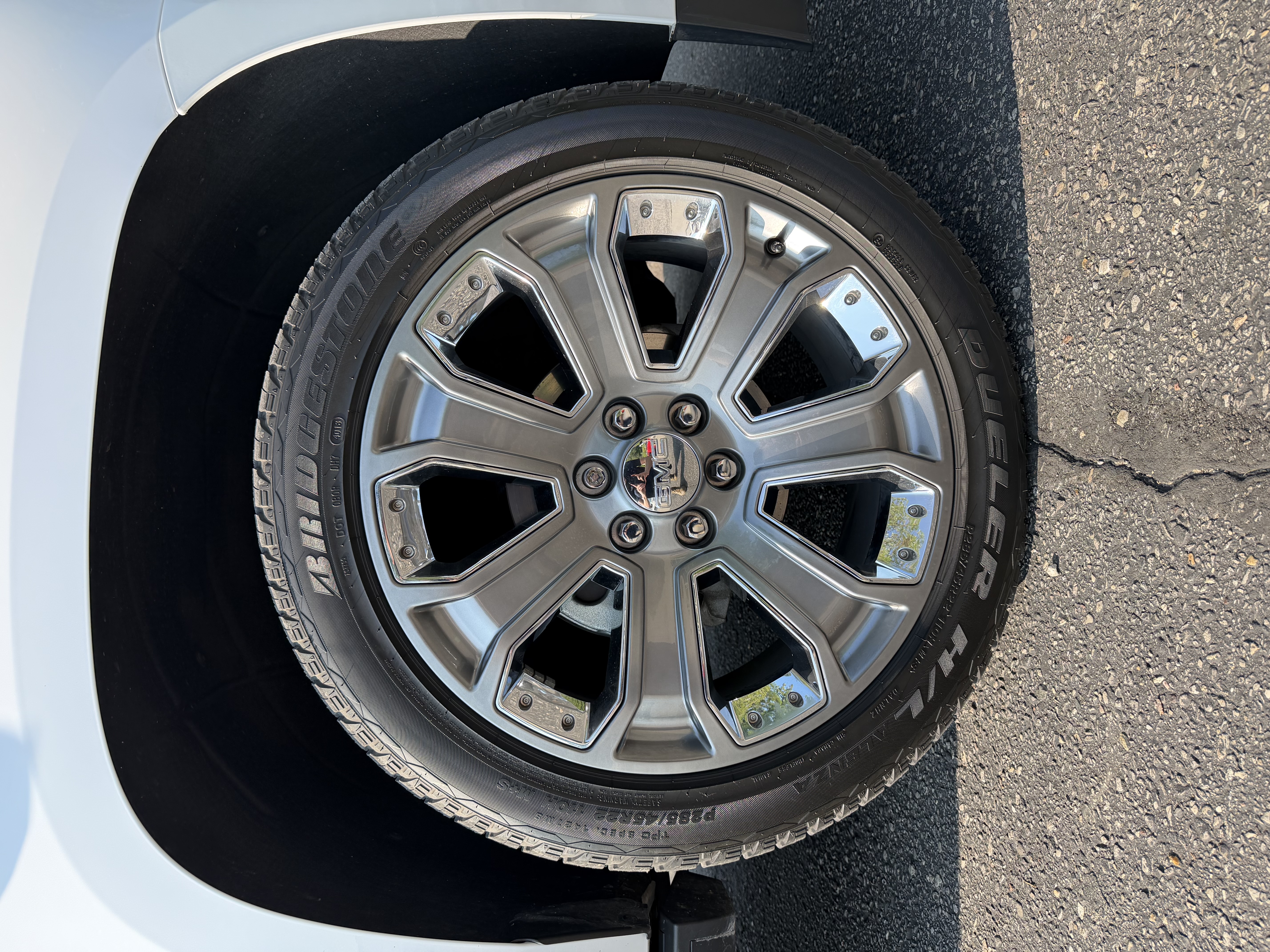 Used 2019 GMC Yukon XL Denali w/ Denali Ultimate Package AWD/4WD image 26