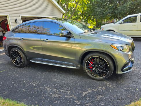 Used 2019 Mercedes-Benz GLE 63 AMG S image 6