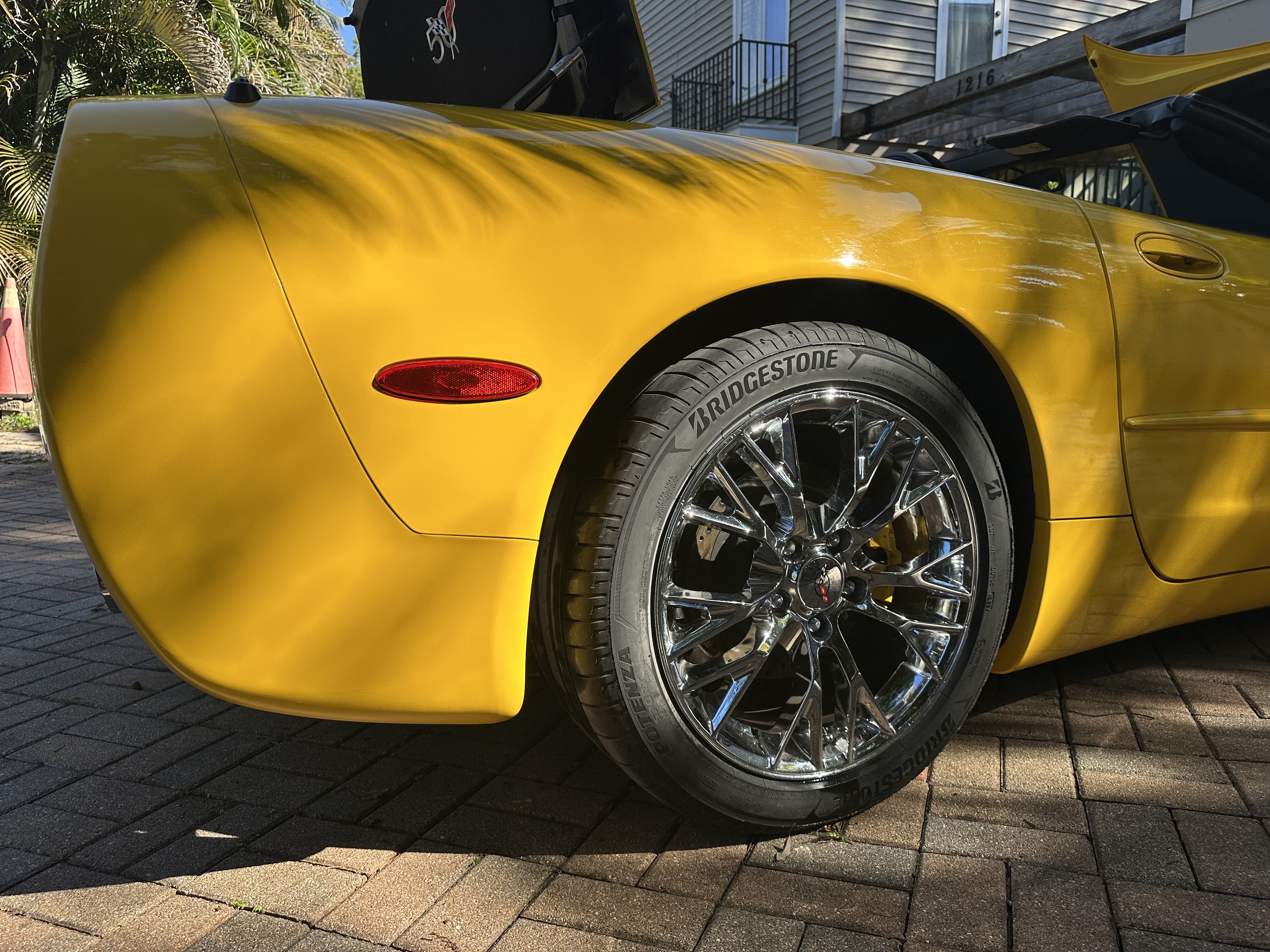 Used 2003 Chevrolet Corvette Convertible w/ Preferred Equipment Group1 RWD image 8