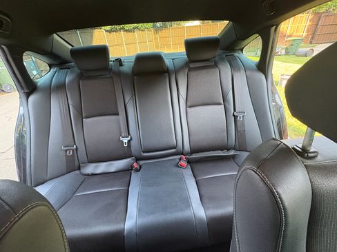 Used 2019 Honda Accord Sport image 2
