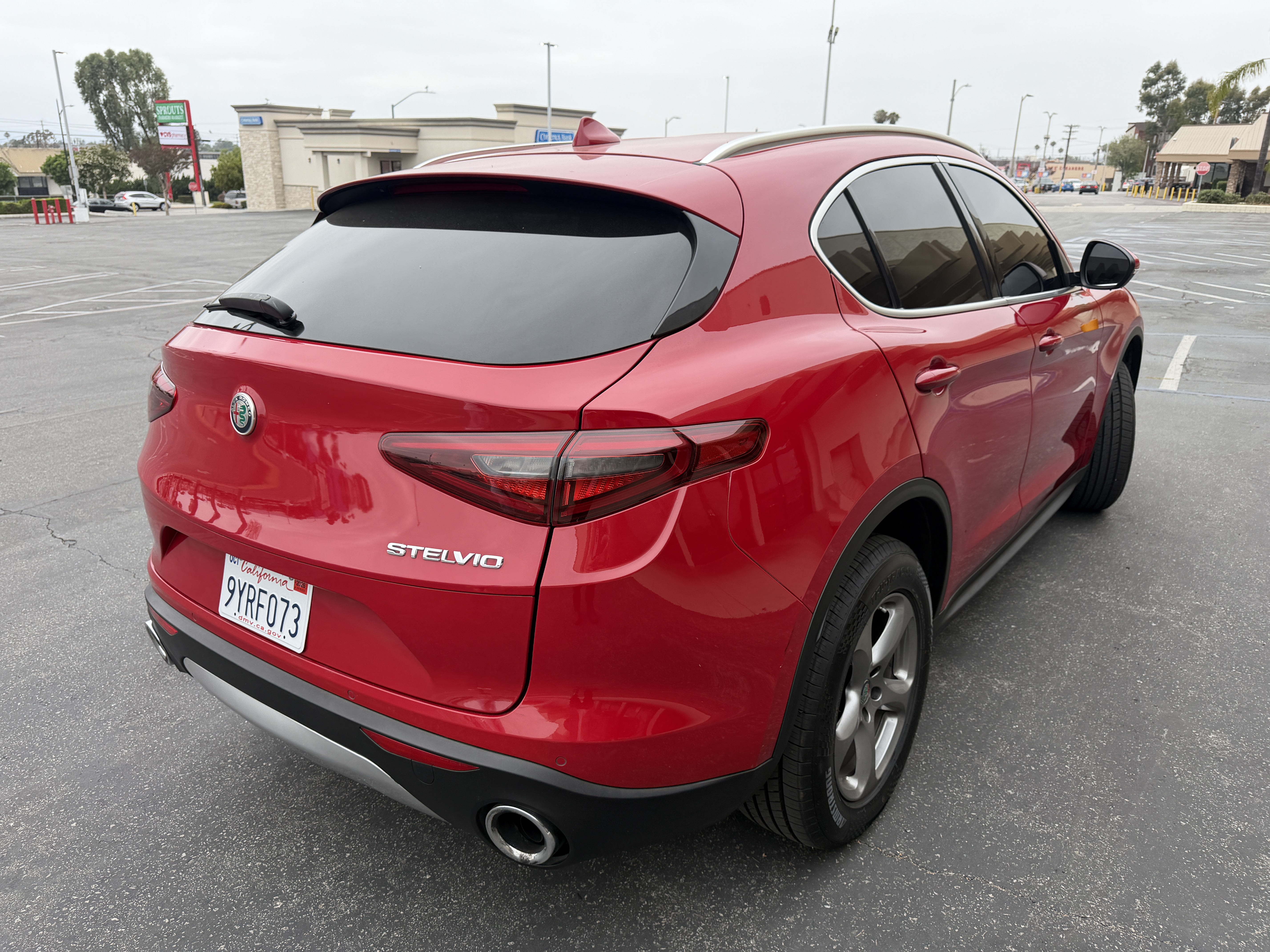 Used 2021 Alfa Romeo Stelvio Sprint RWD image 23