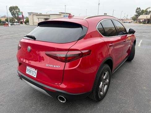 Used 2021 Alfa Romeo Stelvio Sprint RWD image 23