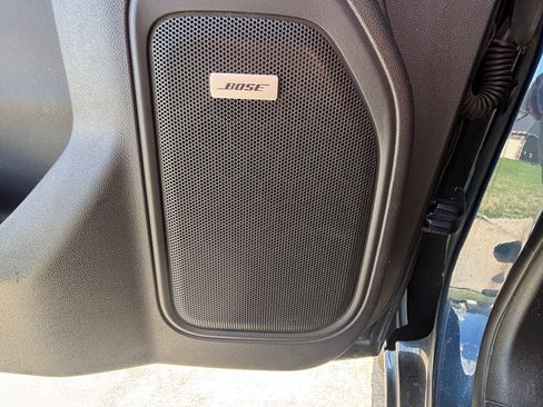 Used 2020 Chevrolet Silverado 1500 LT Trail Boss image 15