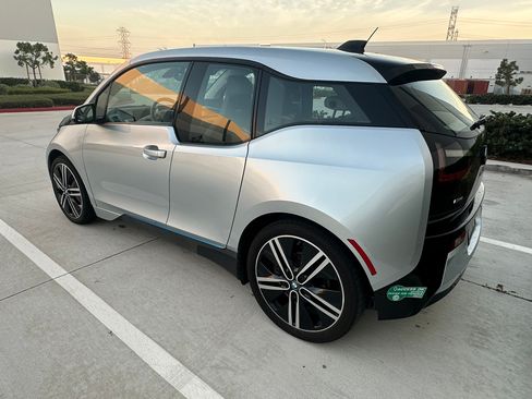 Used 2015 BMW i3 w/ Range Extender image 14
