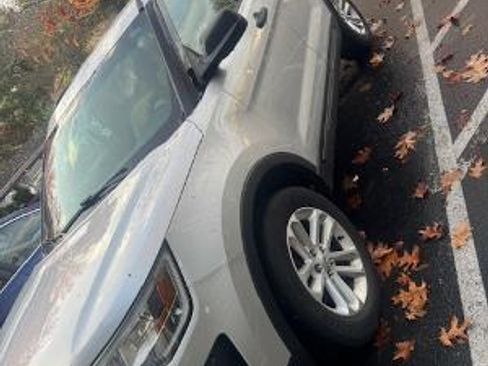 Used 2016 Ford Explorer 4WD image 9