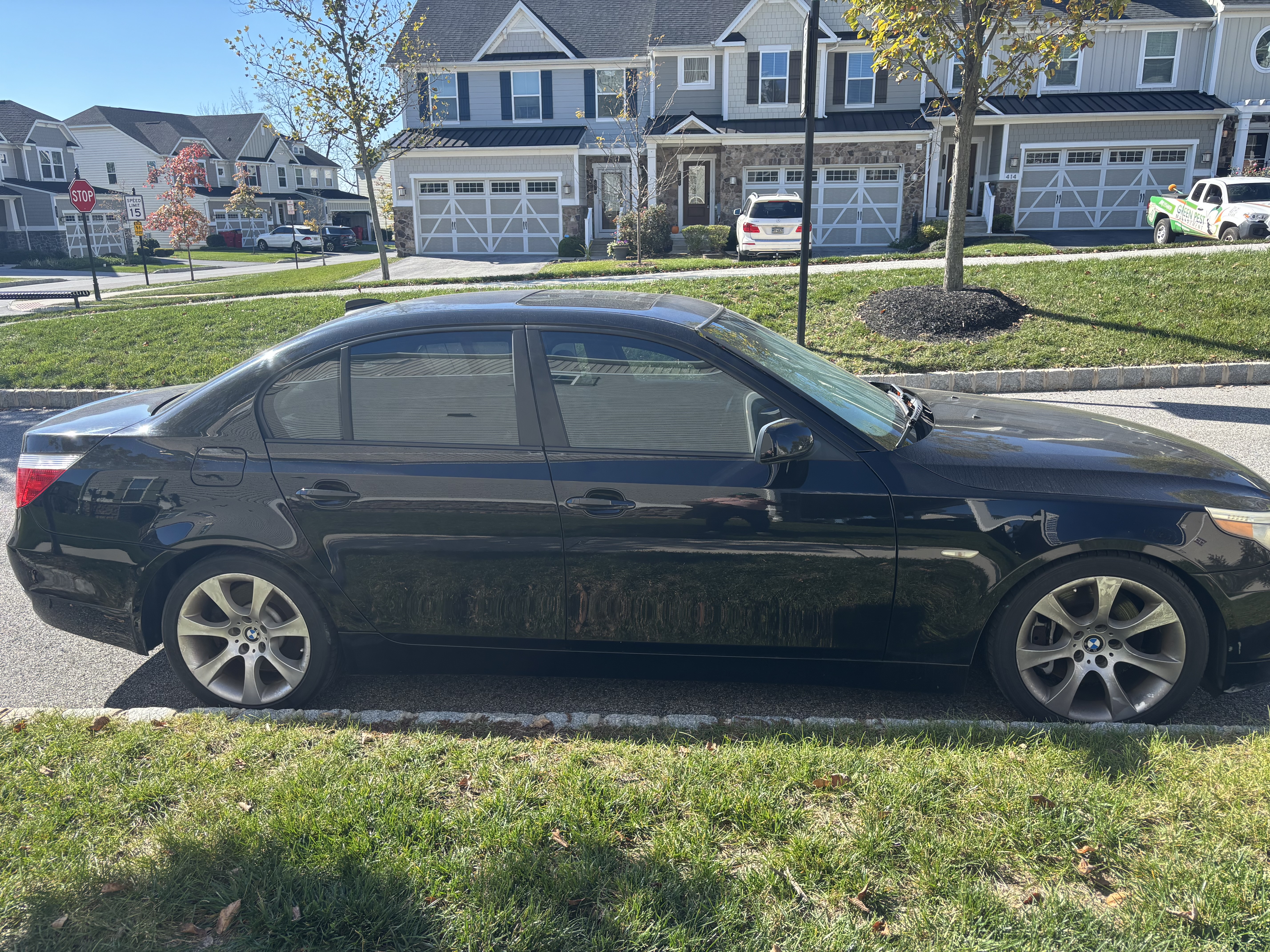 Used 2004 BMW 545i Sedan RWD image 2