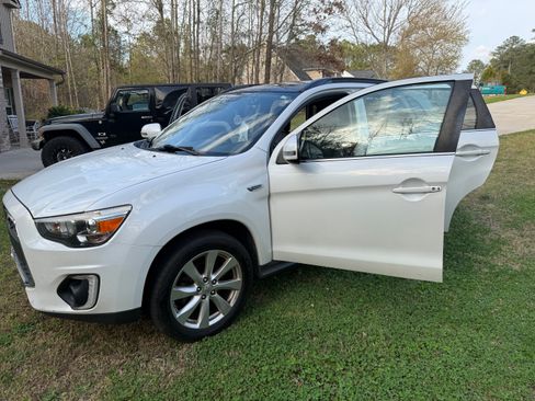 Used 2015 Mitsubishi Outlander Sport GT image 4