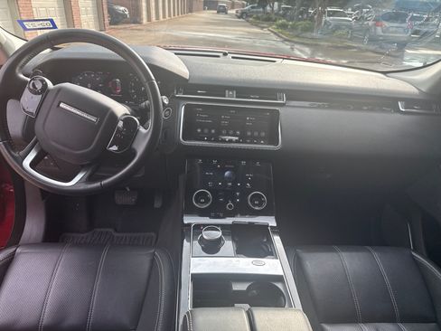 Used 2020 Land Rover Range Rover Velar S AWD/4WD image 17