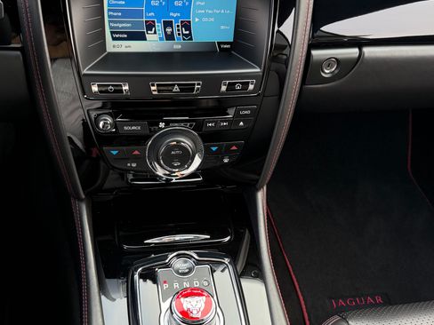 Used 2012 Jaguar XKR R image 24