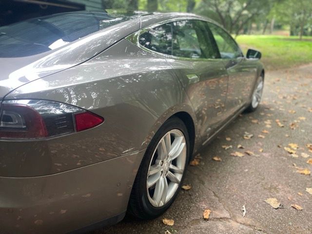 Used 2015 Tesla Model S 85D AWD/4WD image 10
