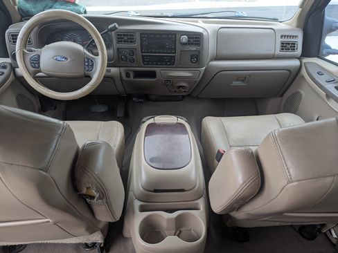 Used 2004 Ford Excursion Limited image 14