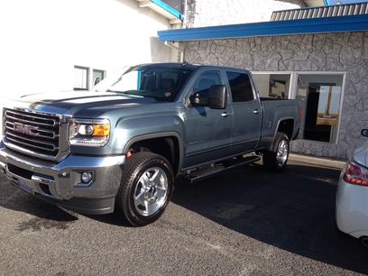 Used 2015 GMC Sierra 2500 SLT w/ Duramax Plus Package