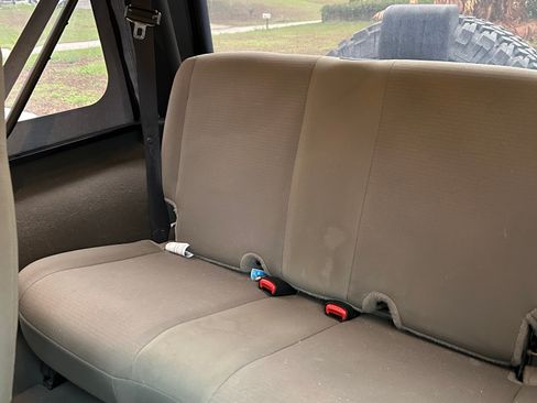 Used 2006 Jeep Wrangler X w/ Tire & Wheel Group (Ecco) image 12