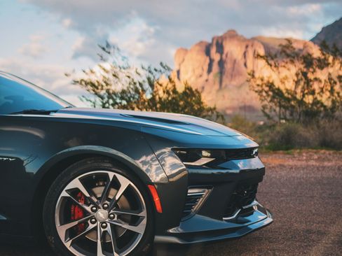 Used 2017 Chevrolet Camaro SS w/ 50th Anniversary Edition image 6