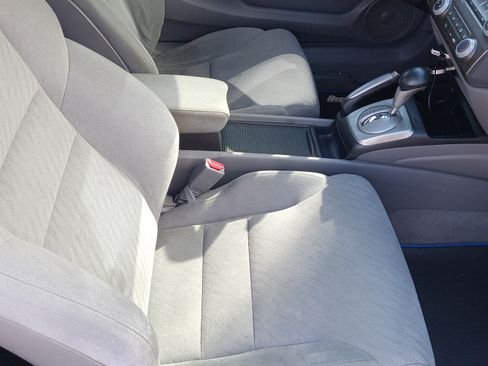 Used 2010 Honda Civic LX image 17