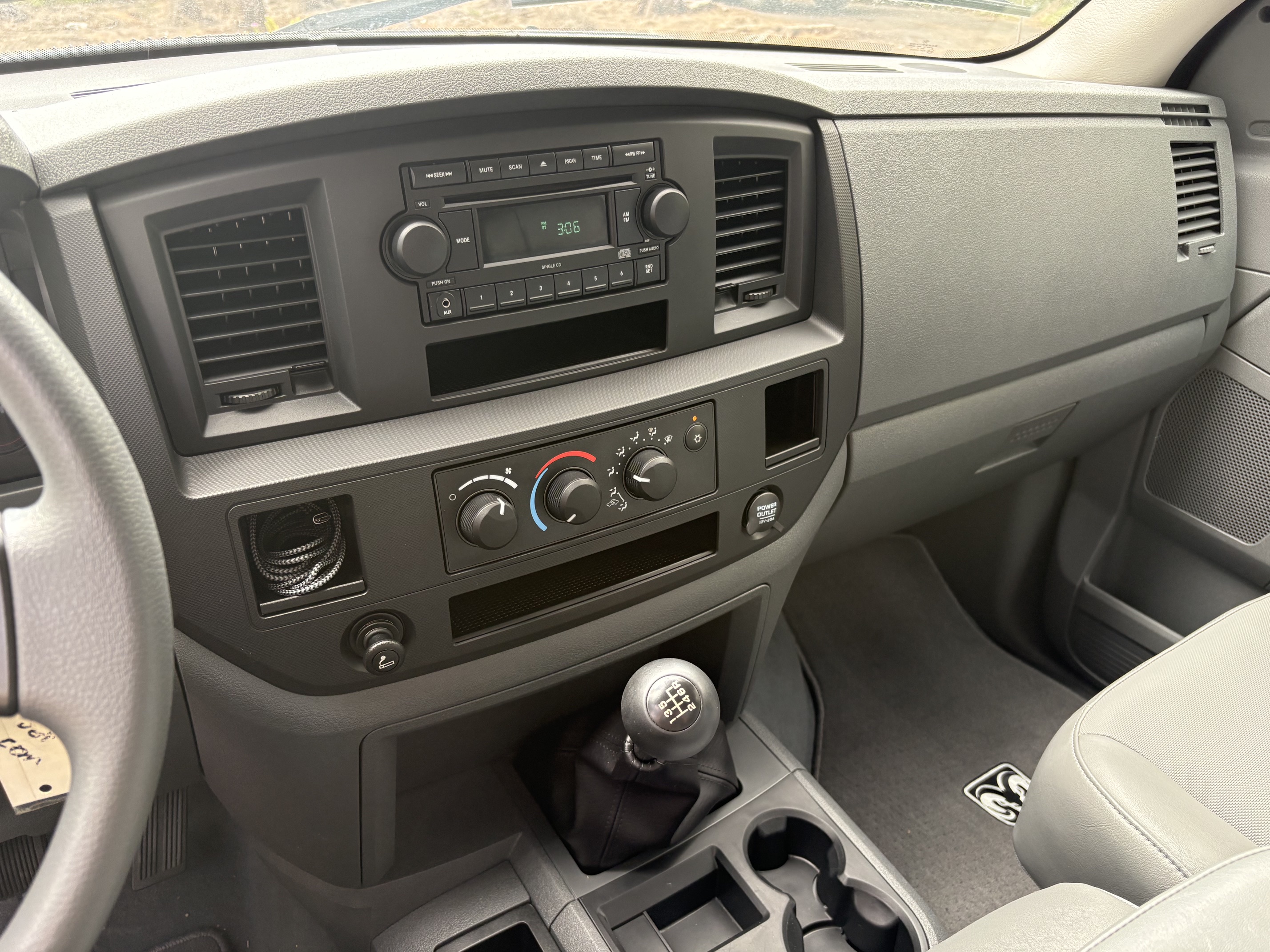 Used 2008 Dodge Ram 1500 Truck ST RWD image 13