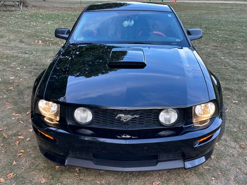 Used 2007 Ford Mustang GT Premium image 12