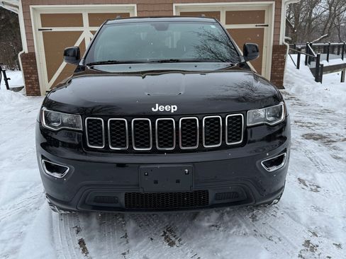 Used 2017 Jeep Grand Cherokee Laredo w/ Quick Order Package 23E image 8