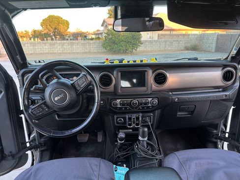 Used 2020 Jeep Wrangler Unlimited Sport S image 5