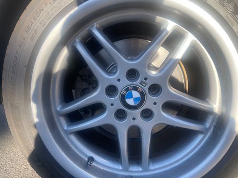 Used 2001 BMW 740iL image 7