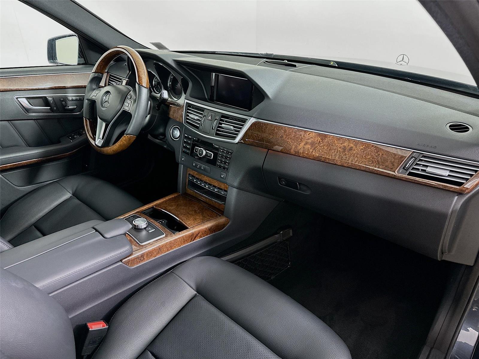 Used 2013 Mercedes-Benz E 350 4MATIC Sedan image 14