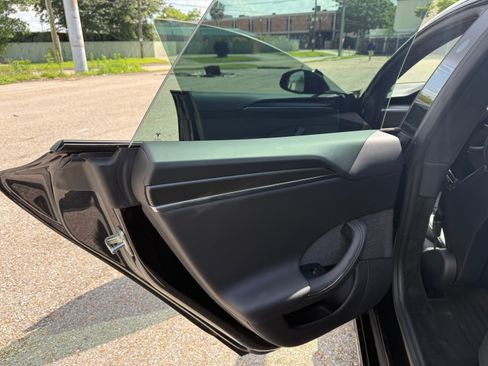 Used 2024 Tesla Model S Plaid AWD/4WD image 9