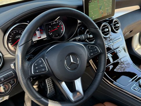 Used 2018 Mercedes-Benz GLC 43 AMG 4MATIC image 9