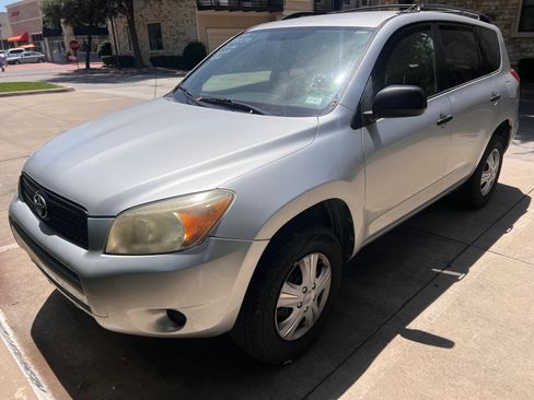 Used 2007 Toyota RAV4 2WD image 3