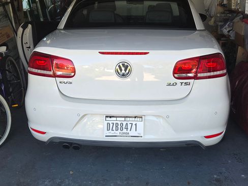 Used 2014 Volkswagen Eos Executive image 18