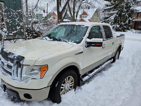 Used 2009 Ford F150 Lariat image 1