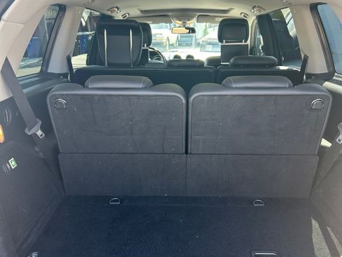 Used 2011 Mercedes-Benz GL 450 4MATIC image 7