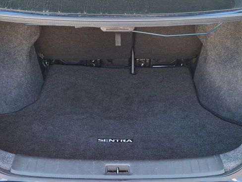 Used 2019 Nissan Sentra SV image 21