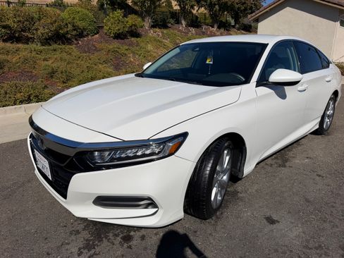 Used 2019 Honda Accord LX image 5