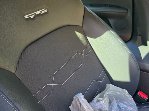 Used 2023 Kia Forte GT-Line w/ GT-Line Technology Package image 8