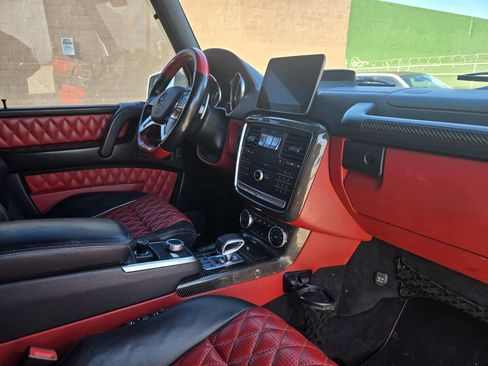 Used 2017 Mercedes-Benz G 63 AMG 4MATIC image 13