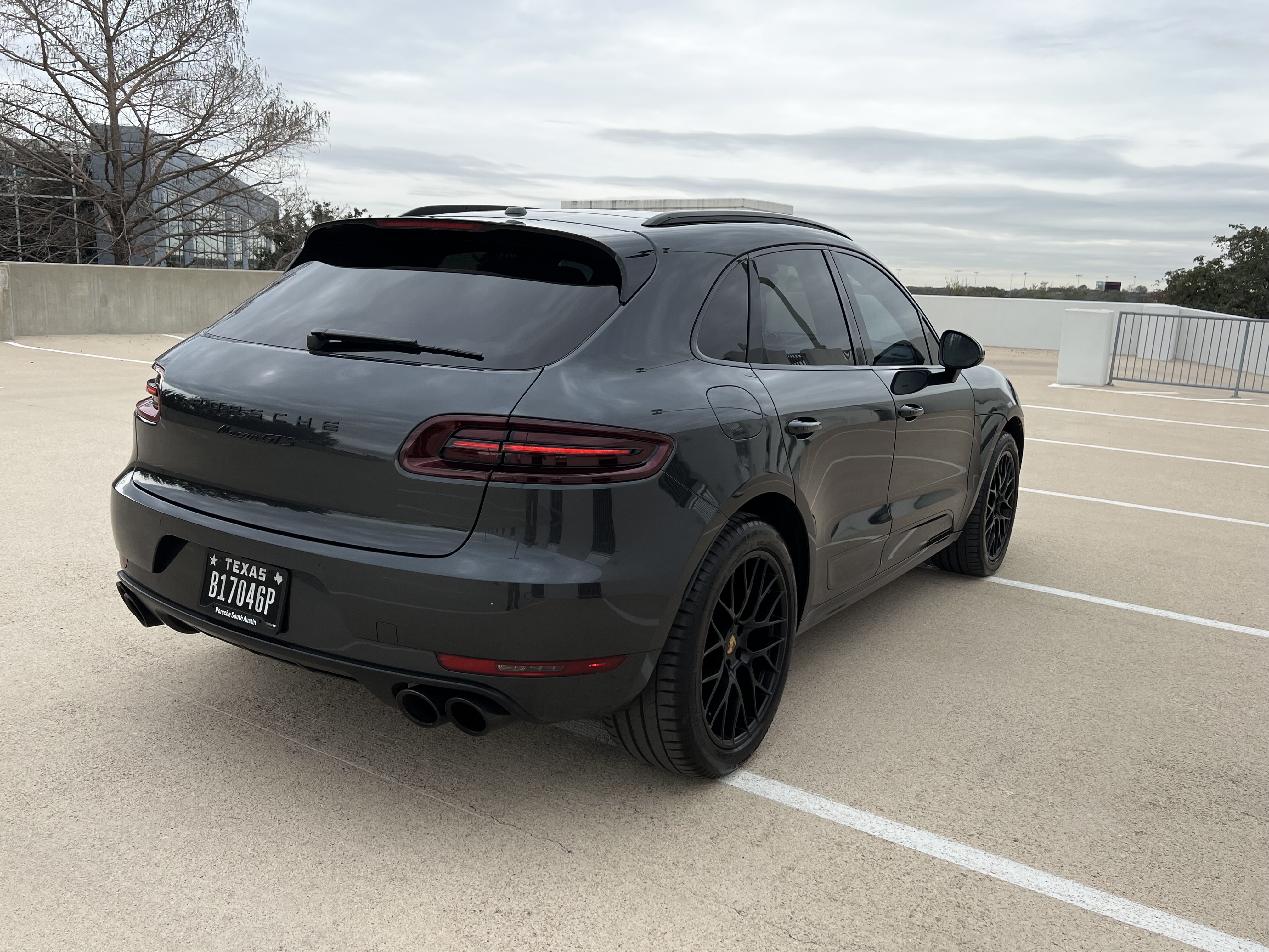 Used 2018 Porsche Macan GTS AWD/4WD image 2