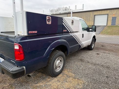 Used 2013 Ford F250 XL image 9