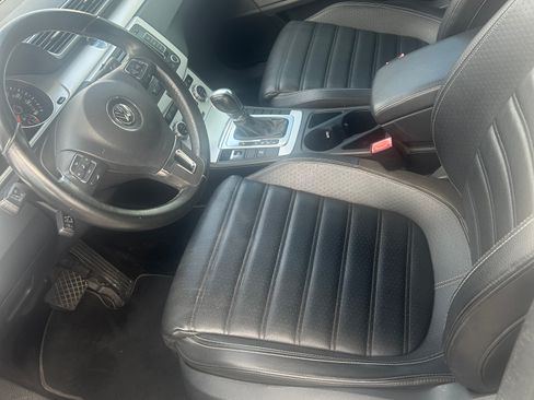 Used 2014 Volkswagen CC Sport image 8