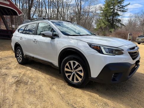 Used 2020 Subaru Outback Premium w/ Popular Package #1 image 8