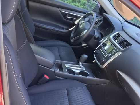 Used 2017 Nissan Altima 2.5 S w/ Power Driver Seat Package image 6