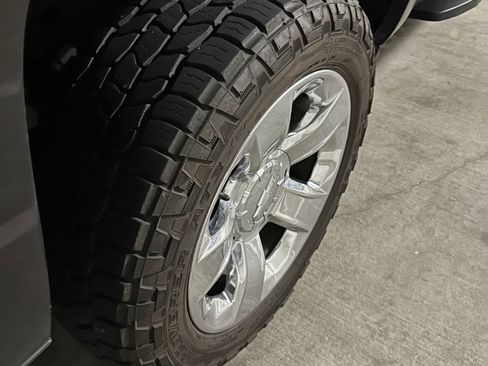 Used 2015 Chevrolet Silverado 1500 LTZ Z71 w/ LTZ Plus Package image 12