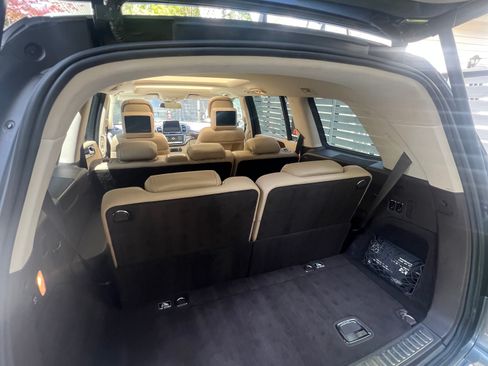 Used 2019 Mercedes-Benz GLS 550 4MATIC image 24