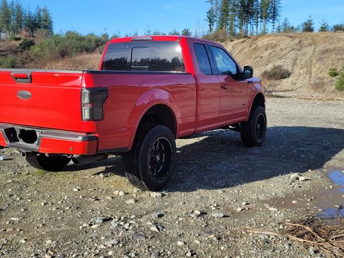 Used 2016 Ford F150 XLT w/ Equipment Group 302A Luxury image 2