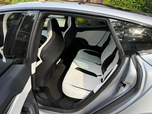 Used 2025 Tesla Model S Plaid AWD/4WD image 13