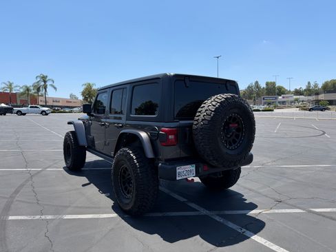 Used 2021 Jeep Wrangler Unlimited Rubicon AWD/4WD image 5