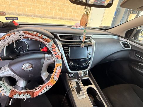 Used 2018 Nissan Murano SV FWD image 10