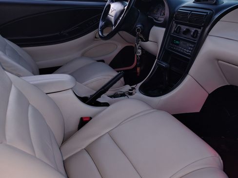 Used 1995 Ford Mustang GT image 17